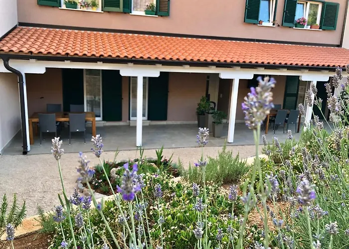 Apartament Dona *